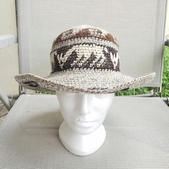 Vintage Hand Woven Peruvian Alpaca Wool Hippie Hat - Picture 14 of 16